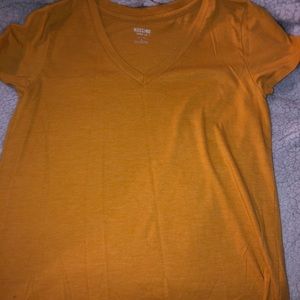 Mustard t shirt